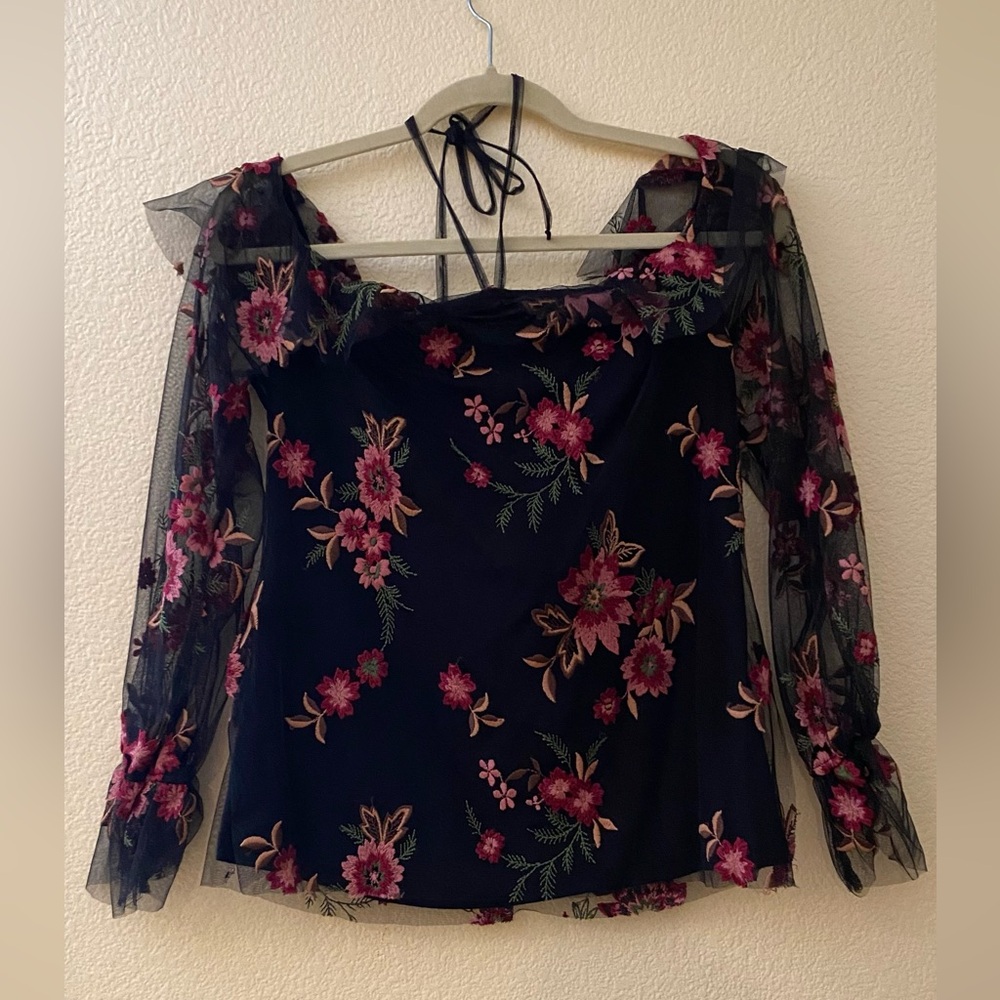 Supply and Demand off the shoulder embroidered black floral blouse medium size